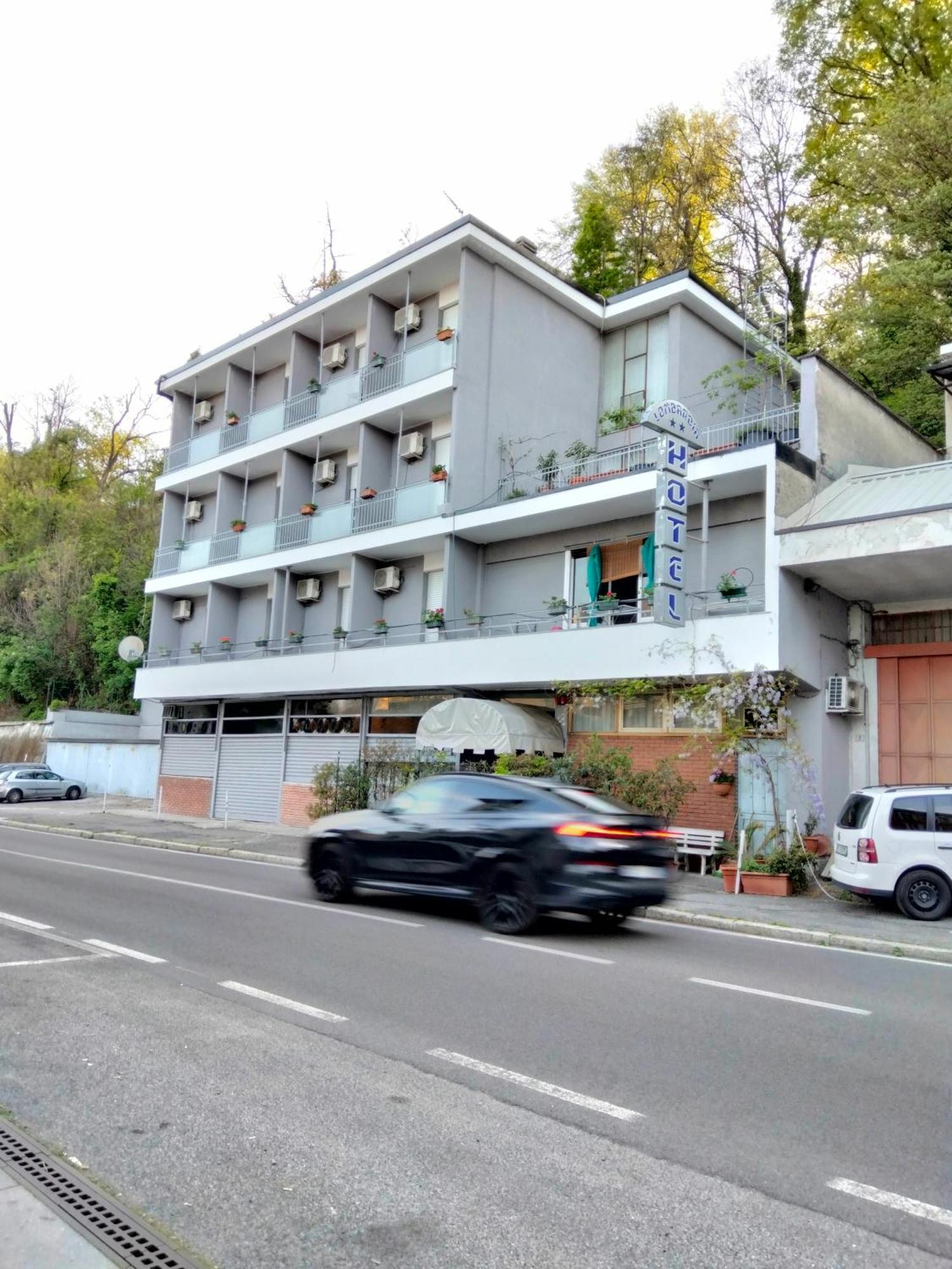 Hotel Lombardia Seveso Exteriör bild